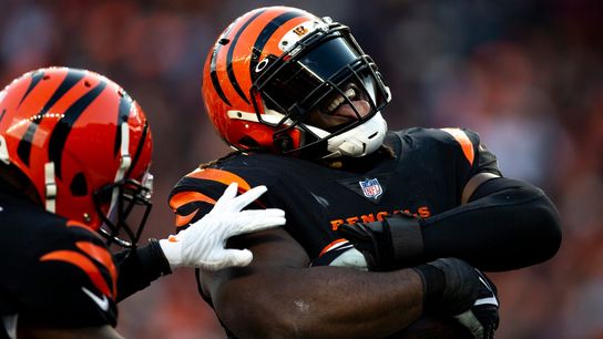 Bengals put DT Larry Ogunjobi (foot) on IR (NFL)