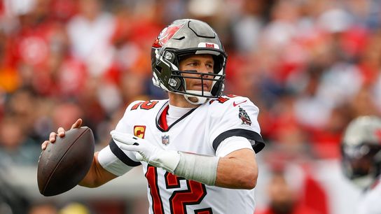 Buccaneers take care of business, handle Eagles 31-15 (NFL)