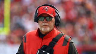 Bruce Arians to appeal $50K fine for slapping own player (NFL)
