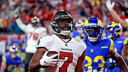 Report: Bucs RB Leonard Fournette signing 3-year, $21M deal (NFL)
