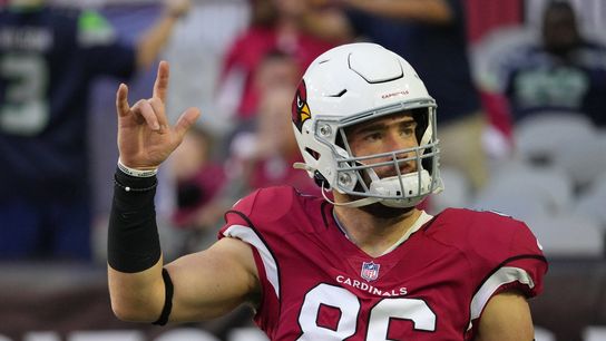 Report: Cardinals, TE Zach Ertz agree to three-year deal (NFL)
