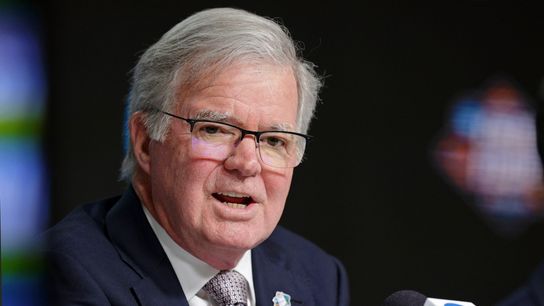 NCAA president Mark Emmert to step down by June 2023 (College Football)