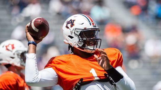 Auburn QB T.J. Finley facing misdemeanor charge (College Football)