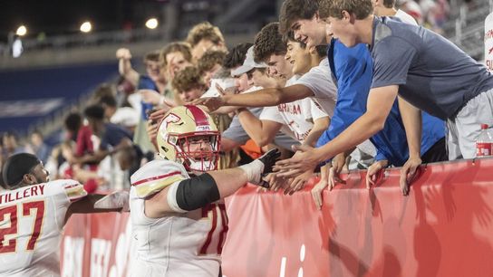 Chargers sign former USFL C/G Cameron Hunt (NFL)