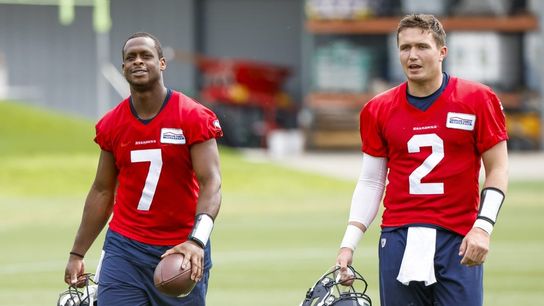 Seahawks coach Pete Carroll in no rush to select starting QB (NFL)