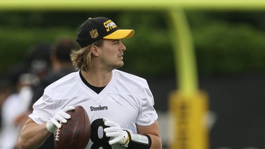 First-rounder Kenny Pickett finally signs with Steelers (NFL)