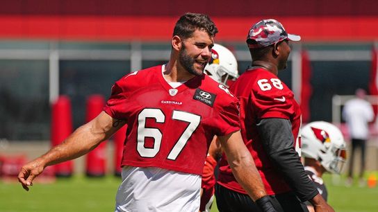 Reports: Giants add G Justin Pugh to practice squad (NFL)