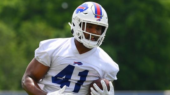 Bills FB Reggie Gilliam signs two-year contract extension (NFL)