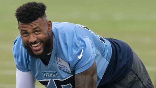Reports: Titans OLB Harold Landry tears ACL (NFL)