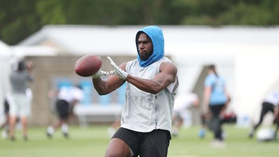 Lions WR Quintez Cephus exits with apparent leg injury (NFL)