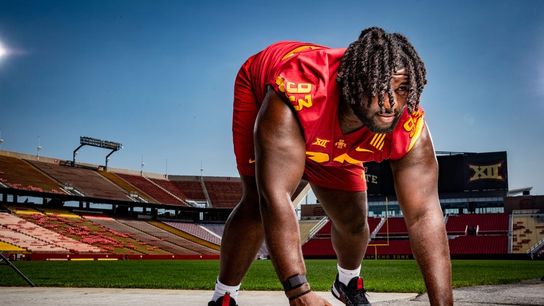 DL Isaiah Lee leaves Iowa State after charge in betting probe (College Football)