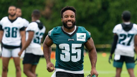 Eagles RB Boston Scott (concussion) misses practice (NFL)