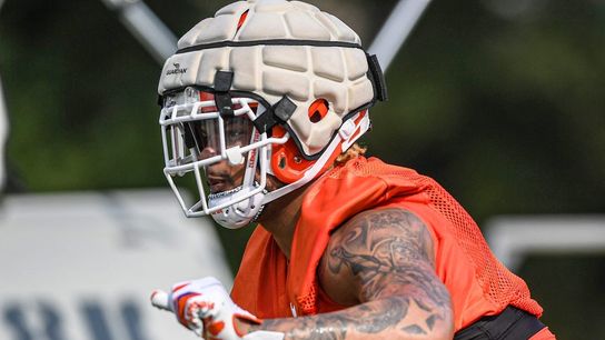 Clemson DE Xavier Thomas (foot) out 4-6 weeks (College Football)