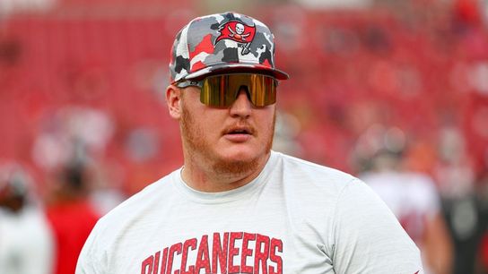 Bucs C Ryan Jensen gets emotional while reflecting on injury (NFL)