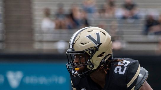 Vanderbilt DE Miles Capers stretchered off field vs. Kentucky (College Football)