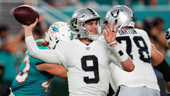 Reports: Raiders trading QB Nick Mullens to Vikings (NFL)
