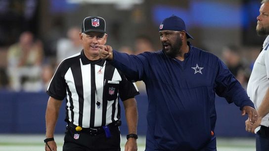 Buccaneers RB coach Skip Peete in stable condition after 'medical episode' (NFL)