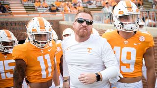 Reports: USF set to hire Tennessee OC Alex Golesh (College Football)