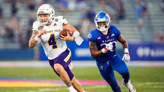 Kansas gets off to fast start in rout of Tennessee Tech (College Football)