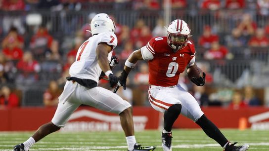 No. 18 Wisconsin trounces Illinois St., 38-0 (College Football)