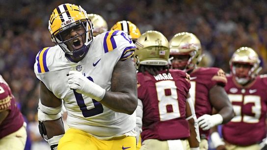 LSU star DT Maason Smith (knee) returning this week (College Football)
