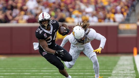 Minnesota piles up 679 yards, crushes Western Illinois 62-10 (College Football)