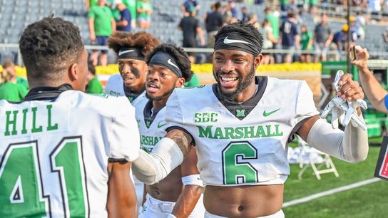 Marshall stuns No. 8 Notre Dame with late pick-six (College Football)