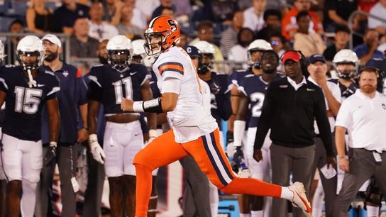 Syracuse crushes UConn behind Garrett Schrader’s 5 TDs (College Football)