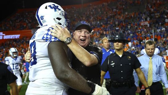 History-making No. 9 Kentucky takes on Youngstown State (College Football)