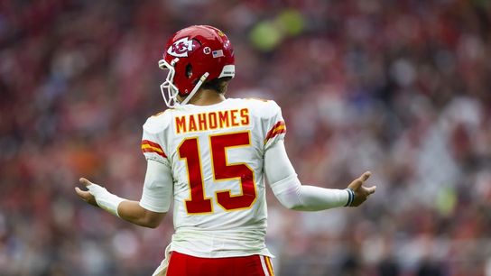 Patrick Mahomes, Justin Herbert eager to battle as Chiefs host Chargers (NFL)