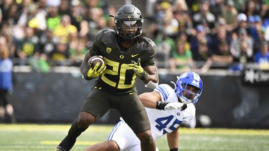 Bo Nix (5 TDs) powers No. 25 Oregon past No. 12 BYU (College Football)