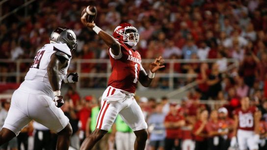 No. 10 Arkansas goes for rare 4-0 at No. 23 Texas A&M (College Football)