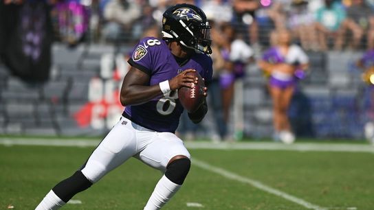 Ravens QB Lamar Jackson 'feeling good' but passes on practice throws (NFL)