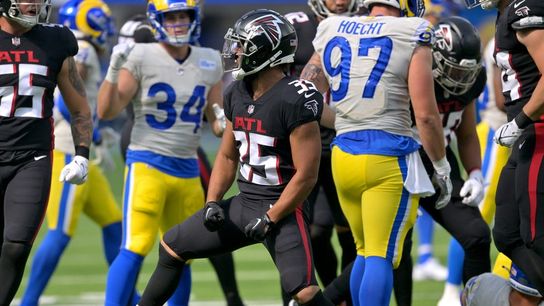 'Dependable' Falcons rookie RB Tyler Allgeier slides up depth chart (NFL)