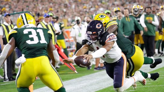 Bears QB Justin Fields removed from injury report, to start vs. Packers (NFL)