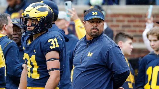 Michigan RBs coach Mike Hart recovering in Ann Arbor (College Football)