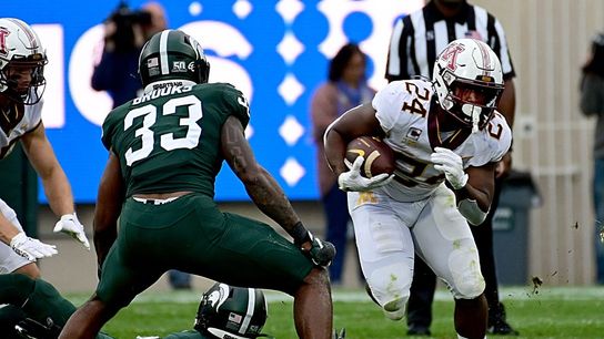 Minnesota moves to 4-0 with 34-7 road rout over Michigan State (College Football)