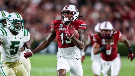 South Carolina explodes in second half to bury Charlotte (College Football)