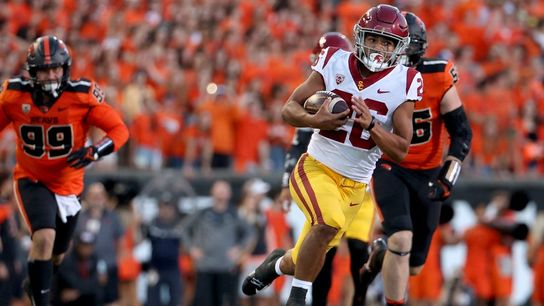 No. 7 Southern Cal ekes out 17-14 win over Oregon St. (College Football)