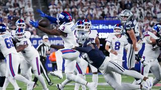Giants WR Sterling Shepard (knee) carted off field (NFL)