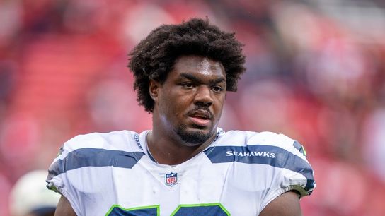 Seahawks G Phil Haynes signs one-year extension (NFL)