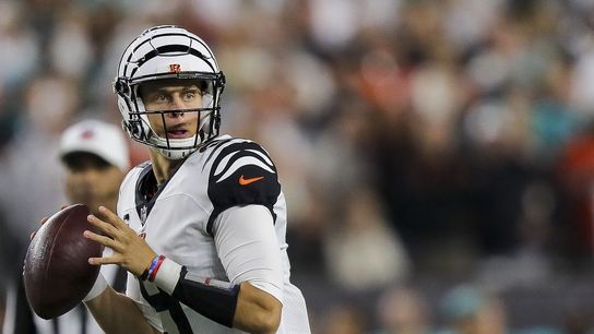 Joe Burrow, Bengals hand Dolphins first loss (NFL)
