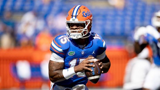 Florida cruises past Eastern Washington in Ian-delayed game (College Football)