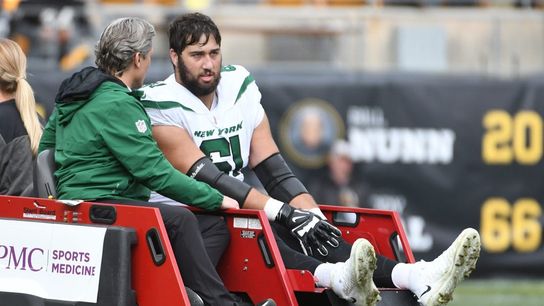 Report: Jets rookie RT Max Mitchell dislocated knee (NFL)
