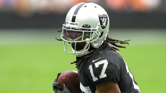 Raiders WR Davante Adams (illness) returns to practice (NFL)