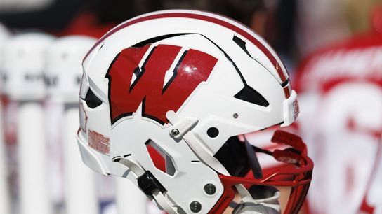 Wisconsin dismisses OT Logan Brown following 'internal' matter (College Football)
