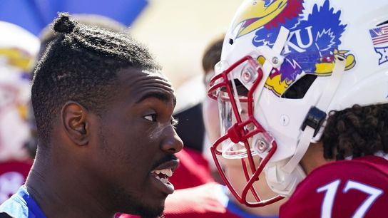 Roles reversed as No. 19 Kansas visits Oklahoma (College Football)