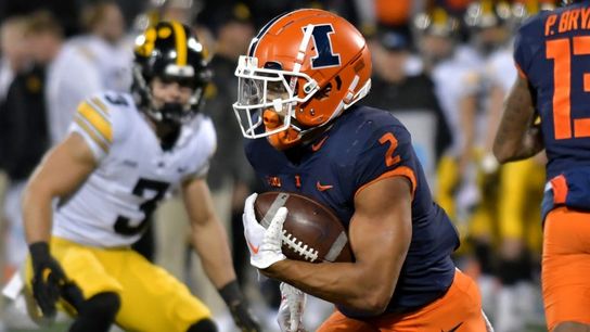 Illinois star RB Chase Brown (leg) ‘trending in right direction’ (College Football)