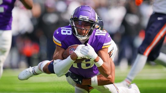 Kirk Cousins, Justin Jefferson lead Vikings past Bears (NFL)