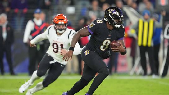 Reports: Ravens sign pass rusher Trey Hendrickson after nixing Crosby trade (NFL)